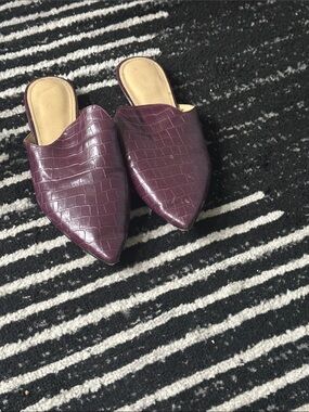 Nine West Pointed Croc-Embossed Slip-On Mules in Plum